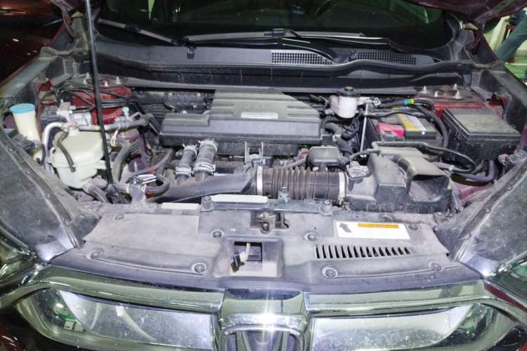 Used Honda CR-V 2017 240TURBO CVT Front-Wheel Drive Fashion Edition Engine Bay