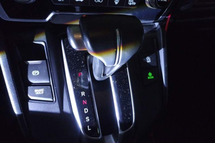 Used Honda CR-V 2017 240TURBO CVT Front-Wheel Drive Fashion Edition Gear Lever
