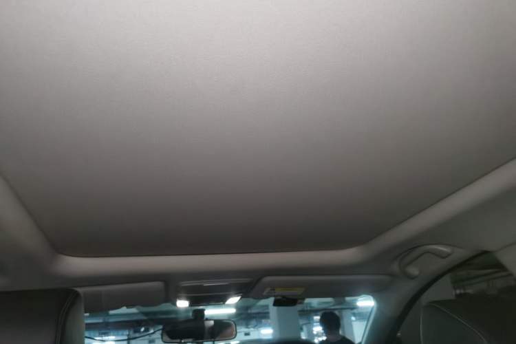 Used Honda CR-V 2017 240TURBO CVT Front-Wheel Drive Fashion Edition Headliner