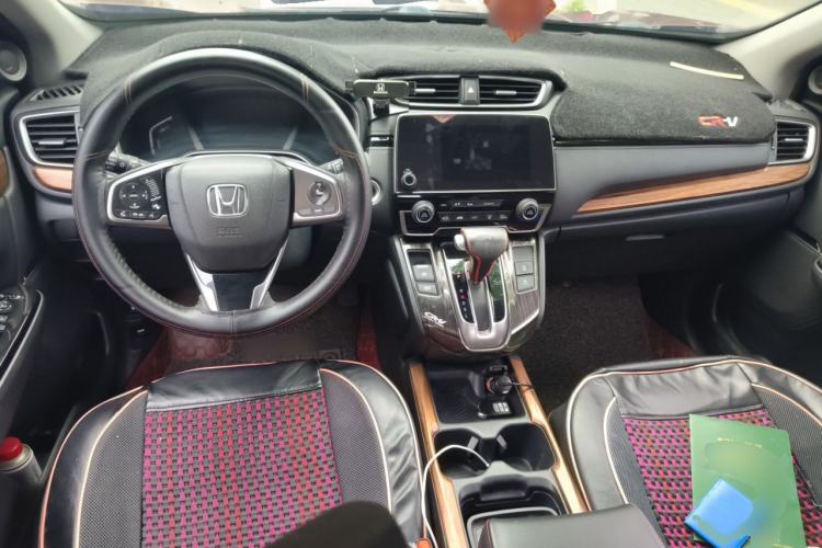 Used Honda CR-V 2017 240TURBO CVT Front-Wheel Drive Fashion Edition Center Console