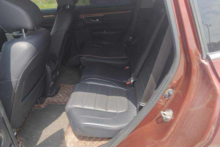 Used Honda CR-V 2017 240TURBO CVT Front-Wheel Drive Fashion Edition Left Rear Seat