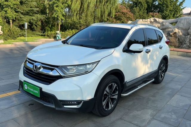 Ojetý Honda CR-V 2017 240TURBO CVT Front-Wheel Drive Fashion Edition