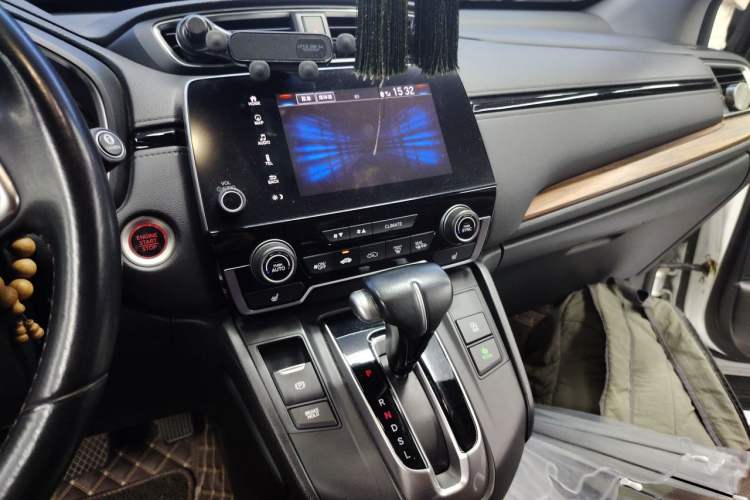 Used Honda CR-V 2017 240TURBO CVT Four-Wheel Drive Prestige Edition Audio And AC Panel