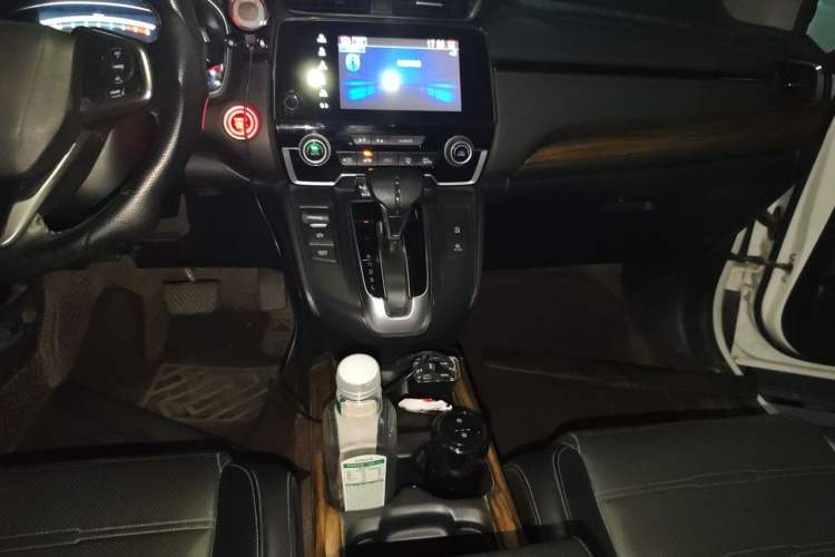 Used Honda CR-V 2017 240TURBO CVT Front-Wheel Drive Fashion Edition Audio And AC Panel