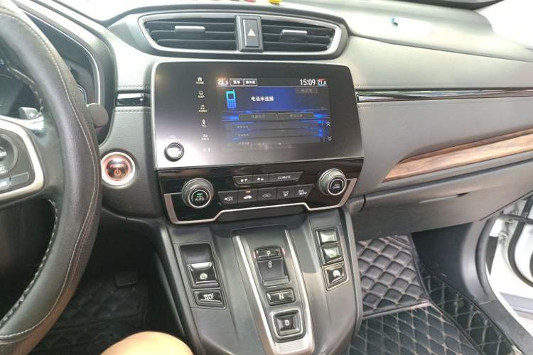 Used Honda CR-V 2017 Hybrid 2.0L Pure Drive Edition Audio And AC Panel