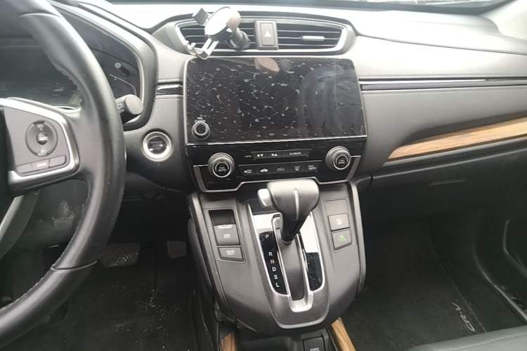 Used Honda CR-V 2017 240TURBO CVT Front-Wheel Drive Fashion Edition Audio And AC Panel