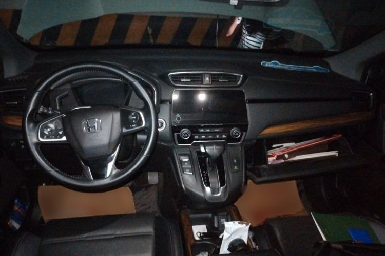 Used Honda CR-V 2017 240TURBO CVT Front-Wheel Drive Fashion Edition Center Console
