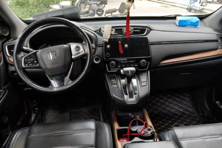 Used Honda CR-V 2017 240TURBO CVT Front-Wheel Drive Fashion Edition Center Console