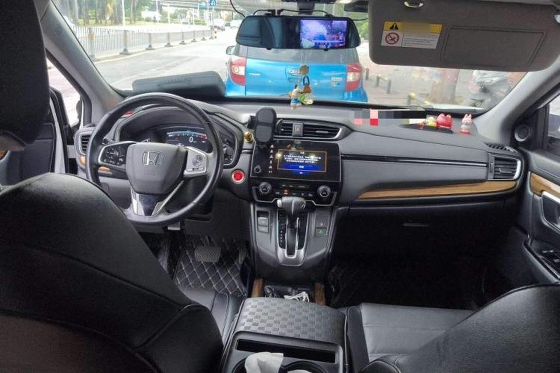 Used Honda CR-V 2017 240TURBO CVT Front-Wheel Drive Fashion Edition Center Console