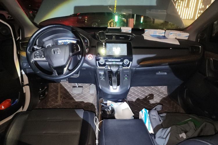 Used Honda CR-V 2017 240TURBO CVT Front-Wheel Drive Fashion Edition Center Console