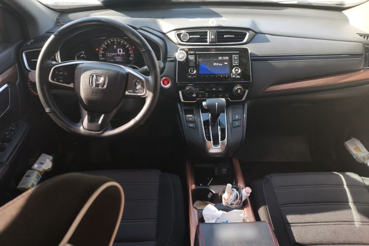 Used Honda CR-V 2017 240TURBO CVT 2WD Urban Edition Center Console