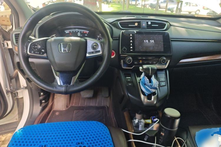Used Honda CR-V 2017 240TURBO CVT Front-Wheel Drive Fashion Edition Center Console