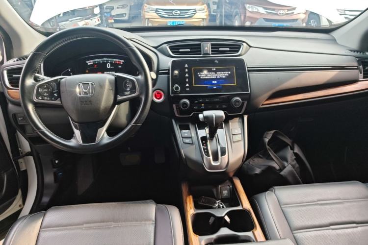 Used Honda CR-V 2017 240TURBO CVT Front-Wheel Drive Fashion Edition Center Console