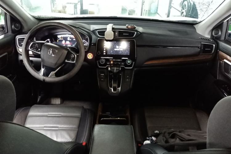 Used Honda CR-V 2017 240TURBO CVT Front-Wheel Drive Fashion Edition Center Console