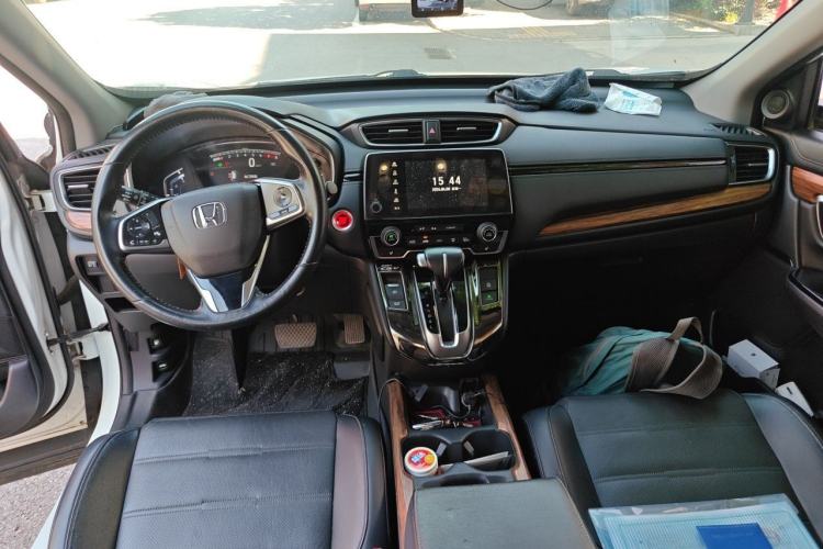 Used Honda CR-V 2017 240TURBO CVT Four-Wheel Drive Luxury Edition Center Console