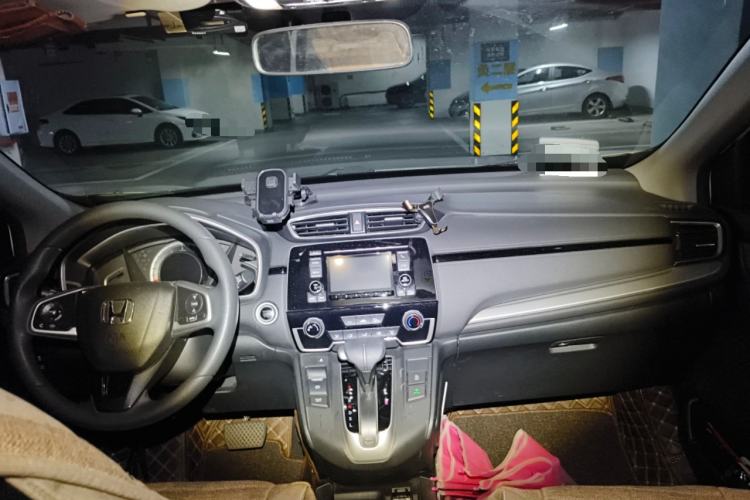 Used Honda CR-V 2017 240TURBO CVT 2WD Urban Edition Center Console