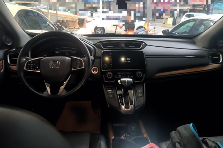 Used Honda CR-V 2017 240TURBO CVT Front-Wheel Drive Fashion Edition Center Console