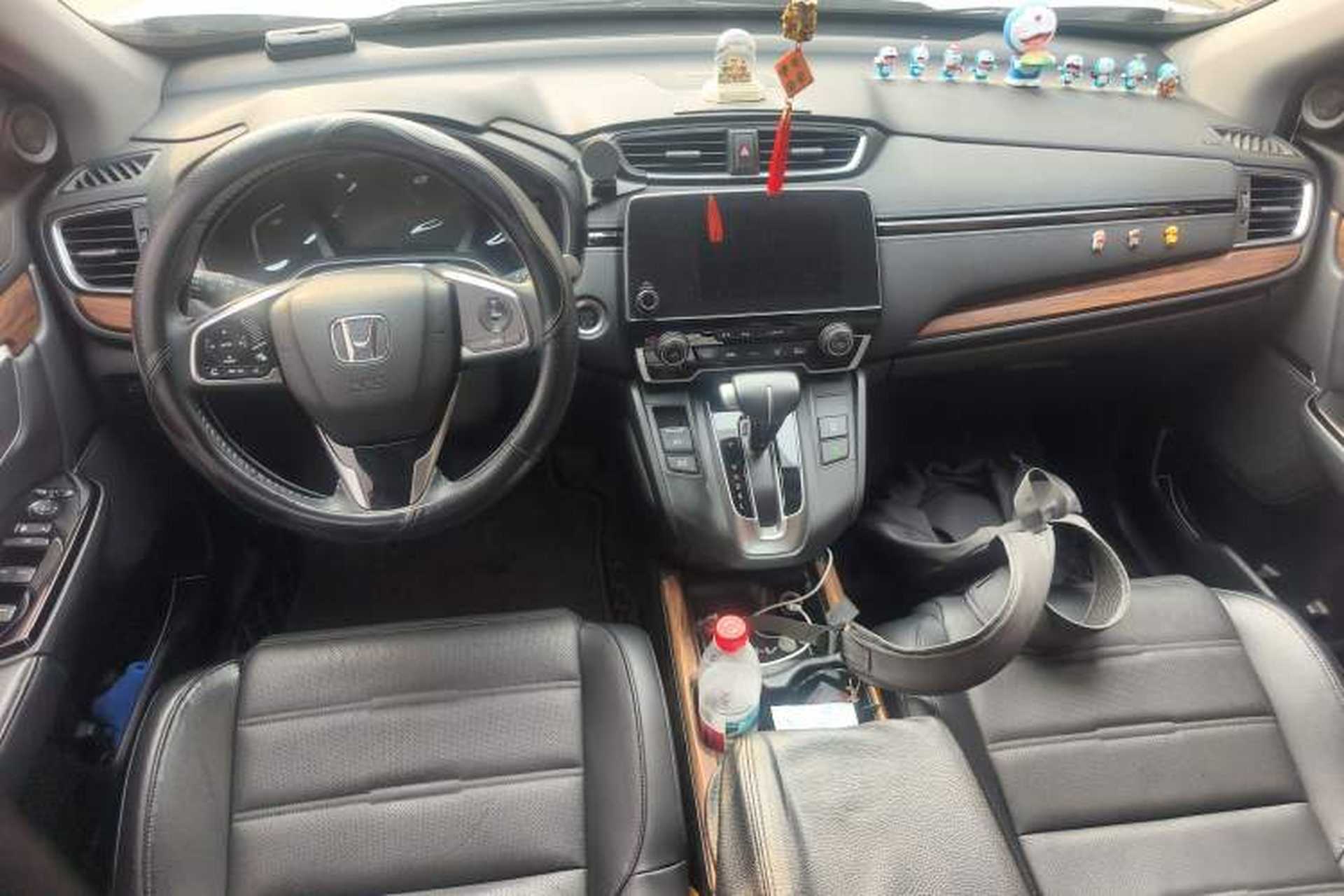 Used Honda CR-V 2017 240TURBO CVT Front-Wheel Drive Fashion Edition Center Console