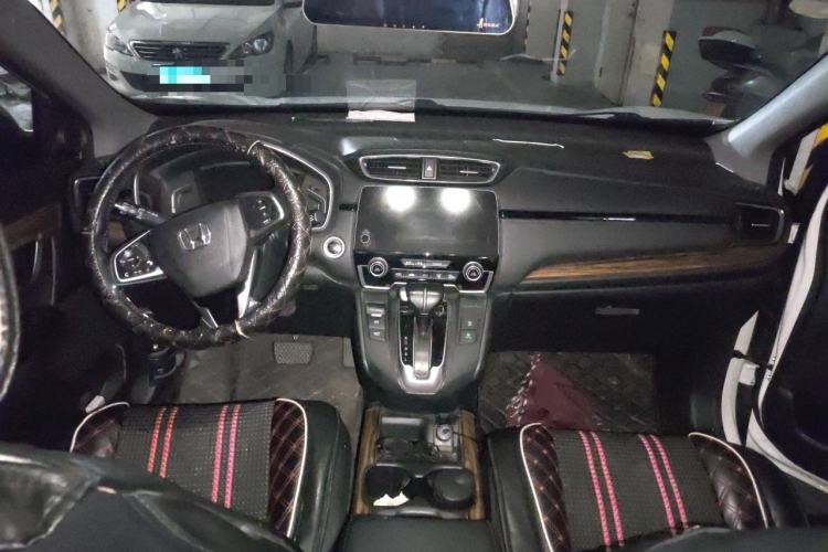 Used Honda CR-V 2017 240TURBO CVT Front-Wheel Drive Fashion Edition Center Console