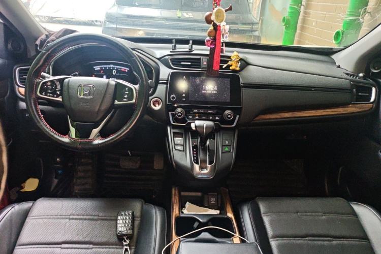 Used Honda CR-V 2017 240TURBO CVT Front-Wheel Drive Fashion Edition Center Console