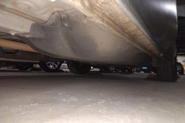 Used Honda CR-V 2017 240TURBO CVT Front-Wheel Drive Fashion Edition Chassis Front Left