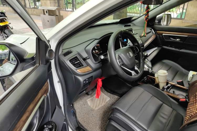 Used Honda CR-V 2017 240TURBO CVT Front-Wheel Drive Fashion Edition Driver Seat