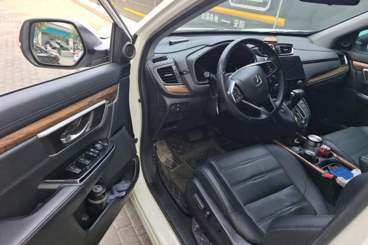 Used Honda CR-V 2017 240TURBO CVT Front-Wheel Drive Fashion Edition Driver Seat