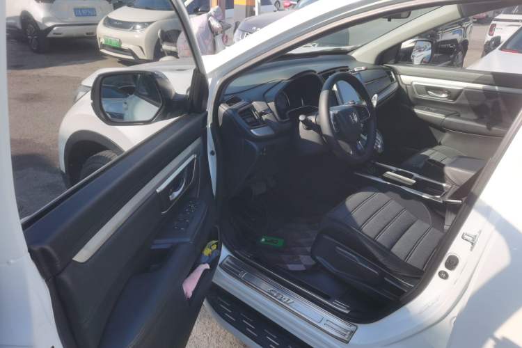 Used Honda CR-V 2017 240TURBO CVT 2WD Urban Edition Driver Seat
