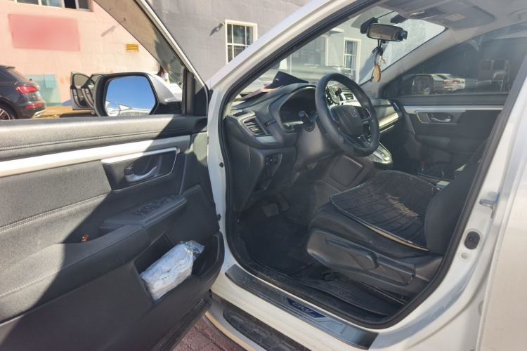 Used Honda CR-V 2017 Hybrid 2.0L Pure Speed Edition Driver Seat