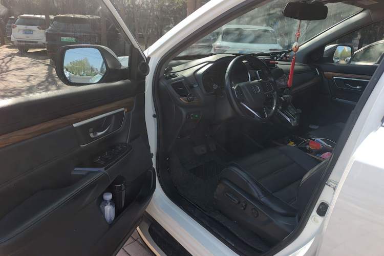 Used Honda CR-V 2017 240TURBO CVT Front-Wheel Drive Fashion Edition Driver Seat