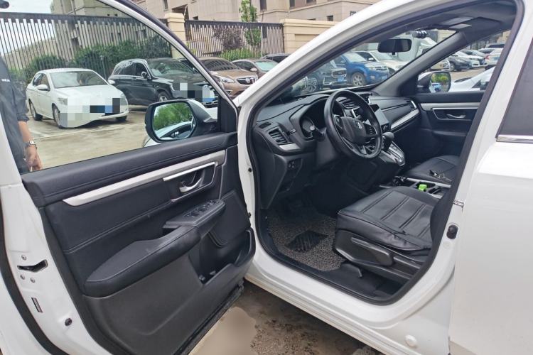 Used Honda CR-V 2017 240TURBO CVT 2WD Urban Edition Driver Seat