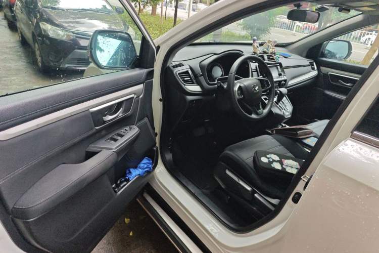 Used Honda CR-V 2017 240TURBO CVT 2WD Urban Edition Driver Seat