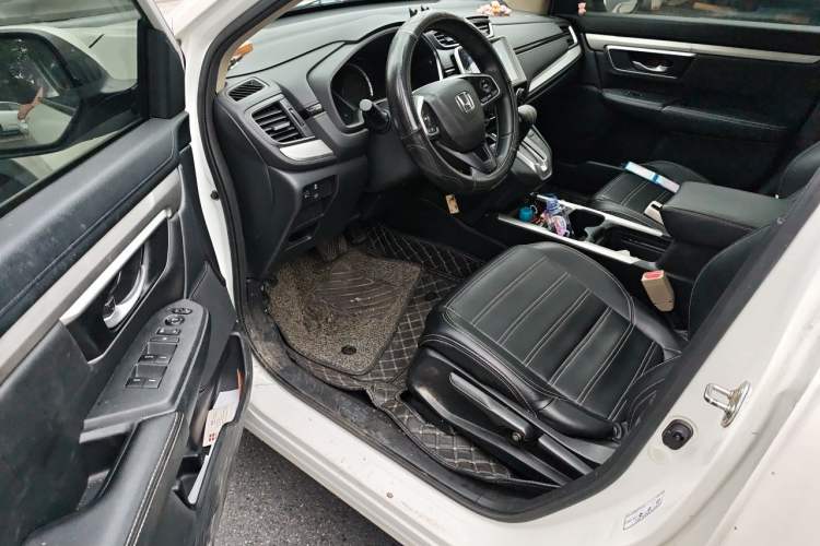 Used Honda CR-V 2017 240TURBO CVT 2WD Comfort Version Driver Seat