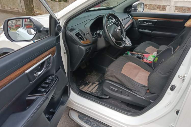 Used Honda CR-V 2017 Hybrid 2.0L Pure Edition Driver Seat