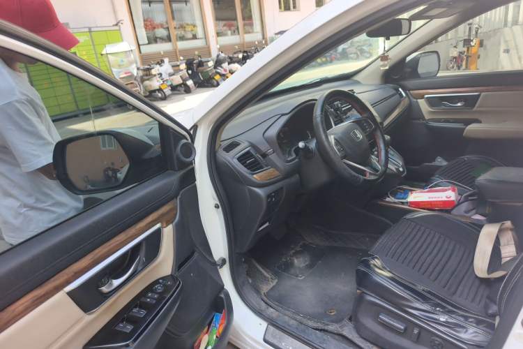 Used Honda CR-V 2017 240TURBO CVT Front-Wheel Drive Fashion Edition Driver Seat