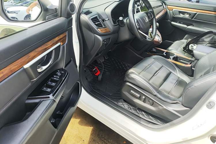 Used Honda CR-V 2017 240TURBO CVT Front-Wheel Drive Fashion Edition Driver Seat