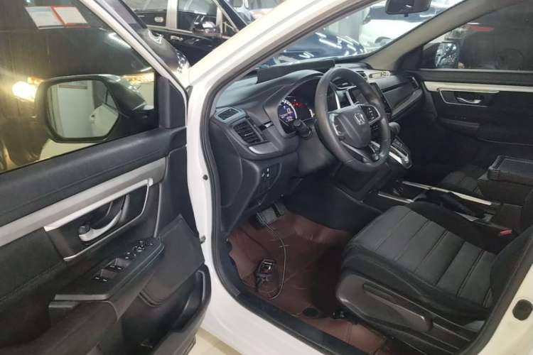 Used Honda CR-V 2017 240TURBO CVT 2WD Urban Edition Driver Seat