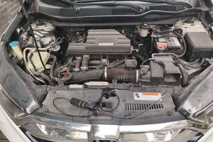 Used Honda CR-V 2017 240TURBO CVT Front-Wheel Drive Fashion Edition Engine Bay