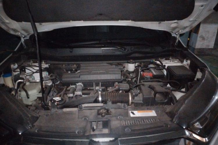 Used Honda CR-V 2017 240TURBO CVT Front-Wheel Drive Fashion Edition Engine Bay