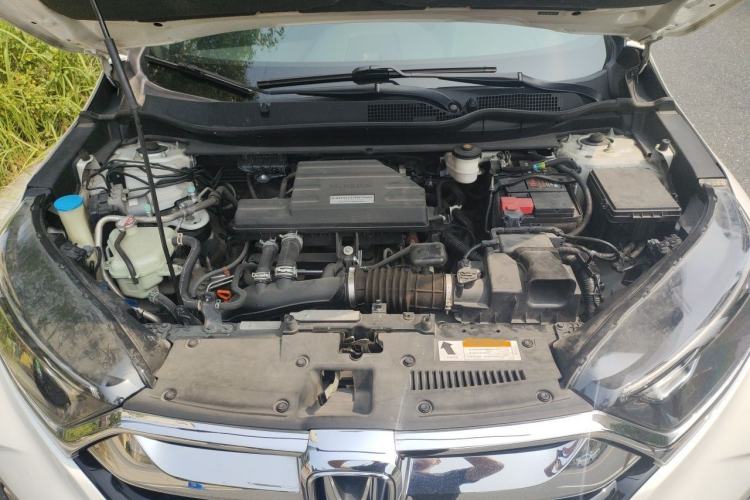 Used Honda CR-V 2017 240TURBO CVT Front-Wheel Drive Fashion Edition Engine Bay
