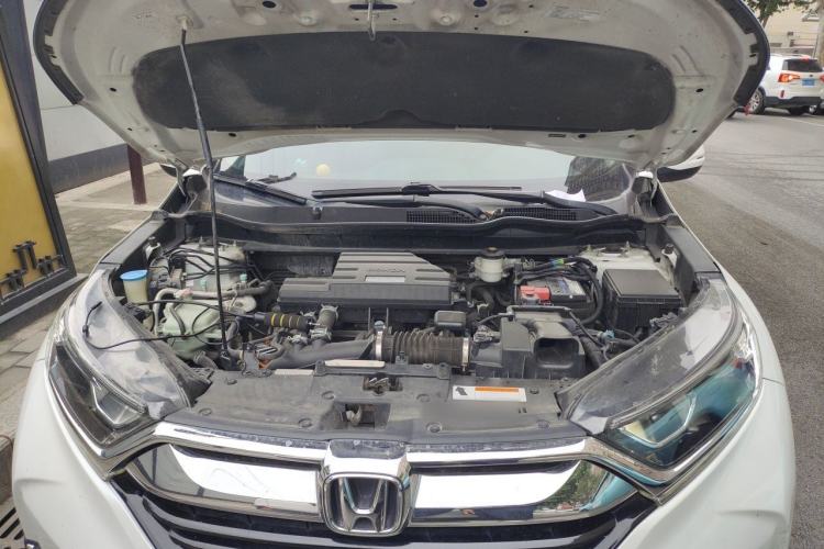 Used Honda CR-V 2017 240TURBO CVT Front-Wheel Drive Fashion Edition Engine Bay