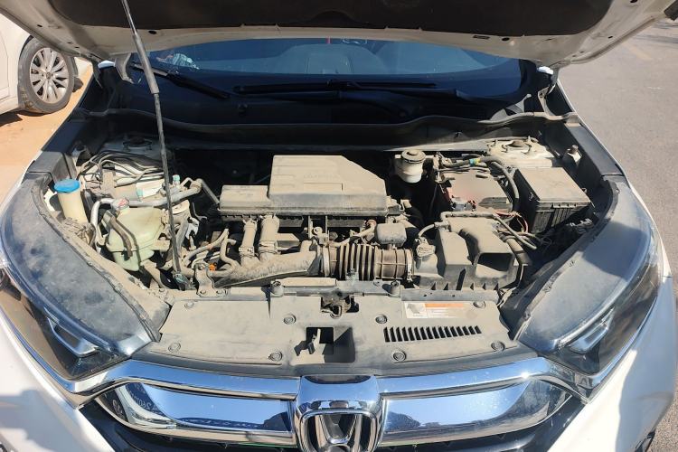 Used Honda CR-V 2017 240TURBO CVT Front-Wheel Drive Fashion Edition Engine Bay