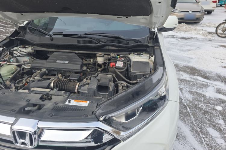 Used Honda CR-V 2017 240TURBO CVT 2WD Comfort Version Engine Bay Left