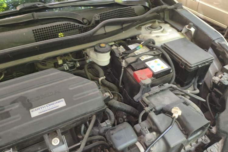 Used Honda CR-V 2017 240TURBO CVT Front-Wheel Drive Fashion Edition Engine Bay Left