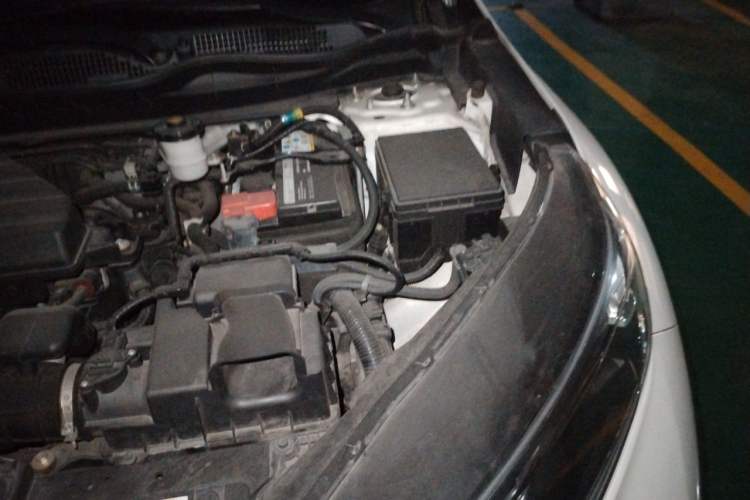 Used Honda CR-V 2017 240TURBO CVT Front-Wheel Drive Fashion Edition Engine Bay Left