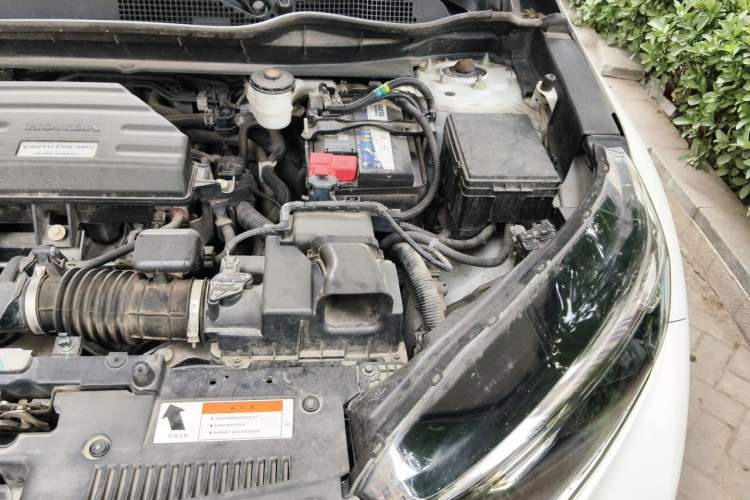Used Honda CR-V 2017 240TURBO CVT Front-Wheel Drive Fashion Edition Engine Bay Left