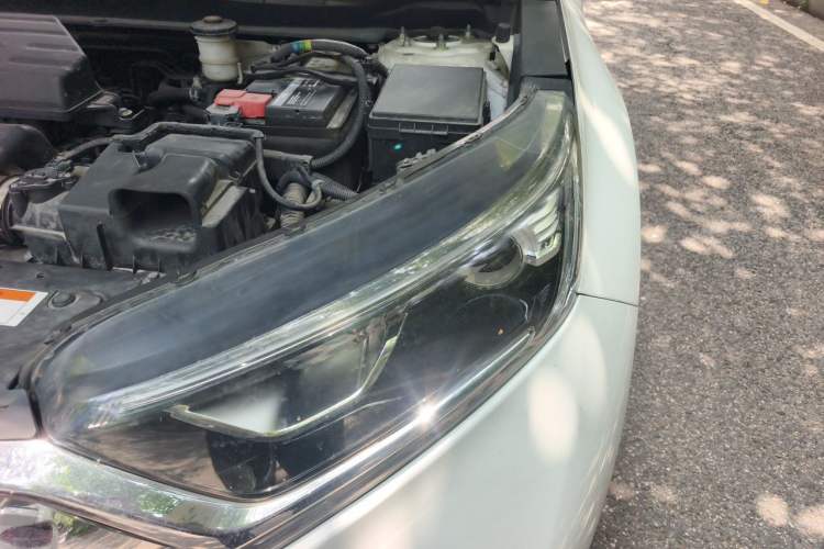 Used Honda CR-V 2017 240TURBO CVT 2WD Urban Edition Engine Bay Left