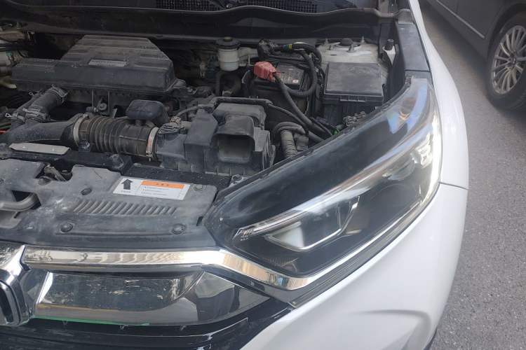 Used Honda CR-V 2017 240TURBO CVT 2WD Comfort Version Engine Bay Left