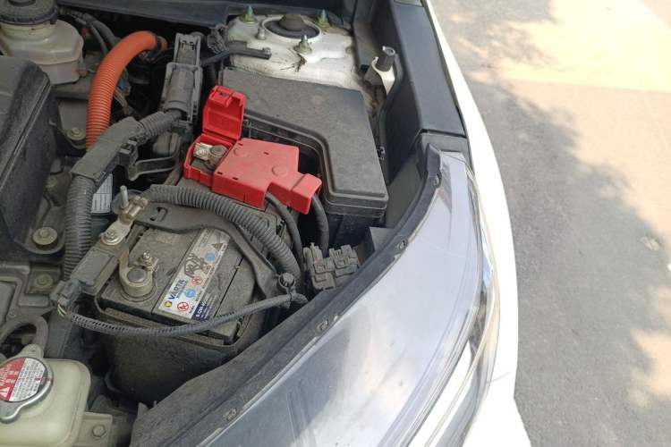 Used Honda CR-V 2017 Hybrid 2.0L Pure Drive Edition Engine Bay Left