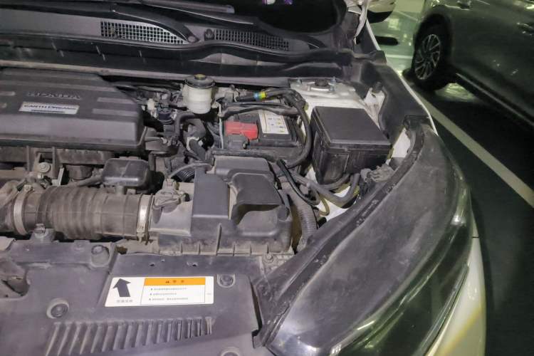 Used Honda CR-V 2017 240TURBO CVT Front-Wheel Drive Fashion Edition Engine Bay Left